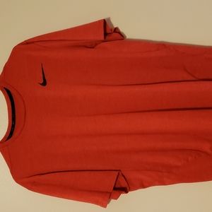 Dri fit nike t shirt